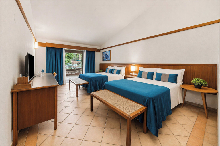 Bedroom 4, Blue Tree Thermas de Lins Resort, Lins