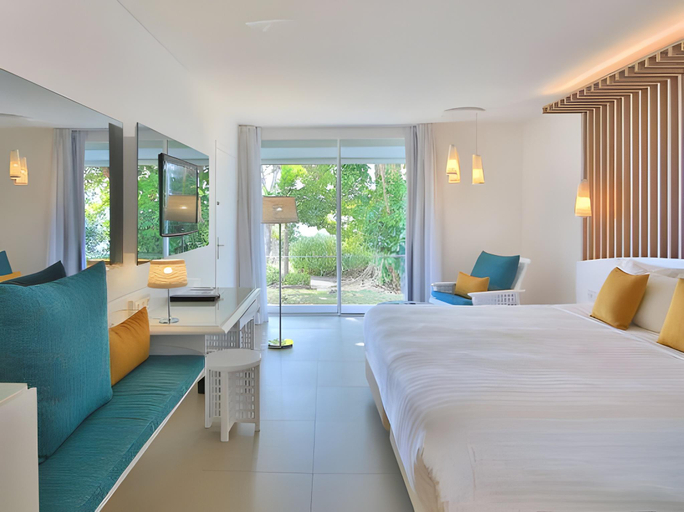 Bedroom 3, La Creole Beach Hotel & Spa, Le Gosier