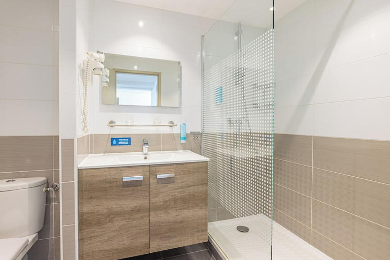 Bathroom 4, Les Loges du Park – résidence hôtelière, Savoie