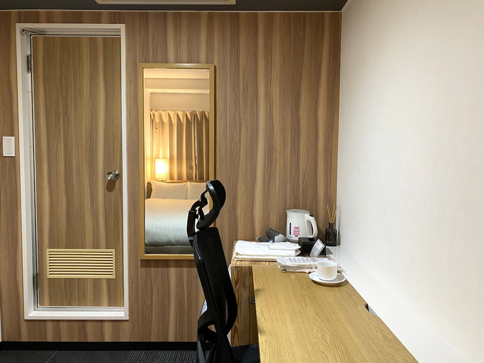Others 2, Santiago Hotel, Hiroshima
