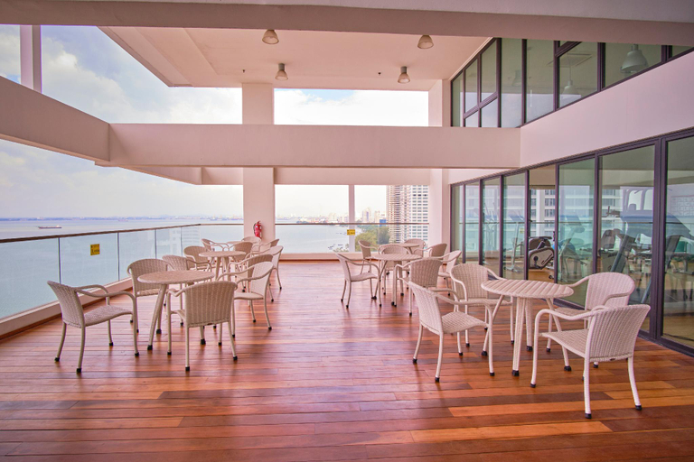 Others 2, 2BR Seaview Suite @ Gurney Drive, Penang Island