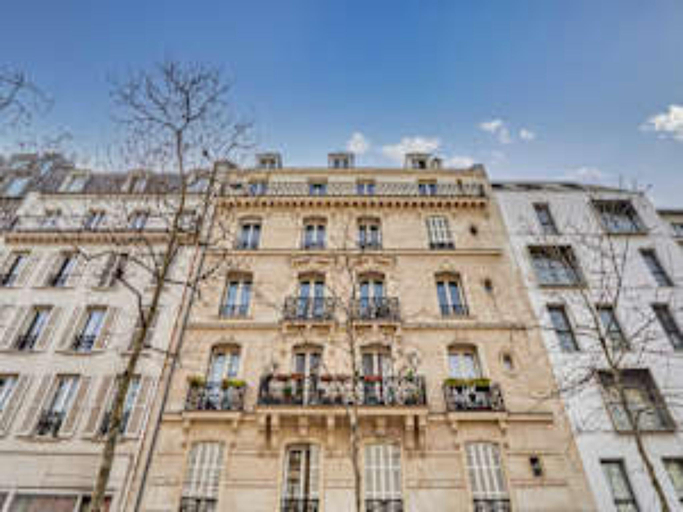 Modern Suite Center of Paris Montmartre, Paris