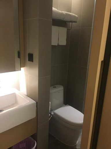 Bathroom 4, CitiGO Hotel Jingan Shanghai, Shanghai
