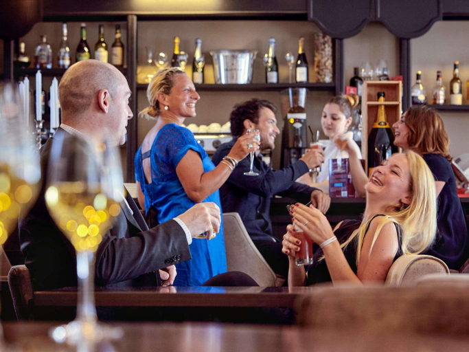Food & Drinks 5, Hotel Mercure Paris Saint Cloud Hippodrome, Hauts-de-Seine