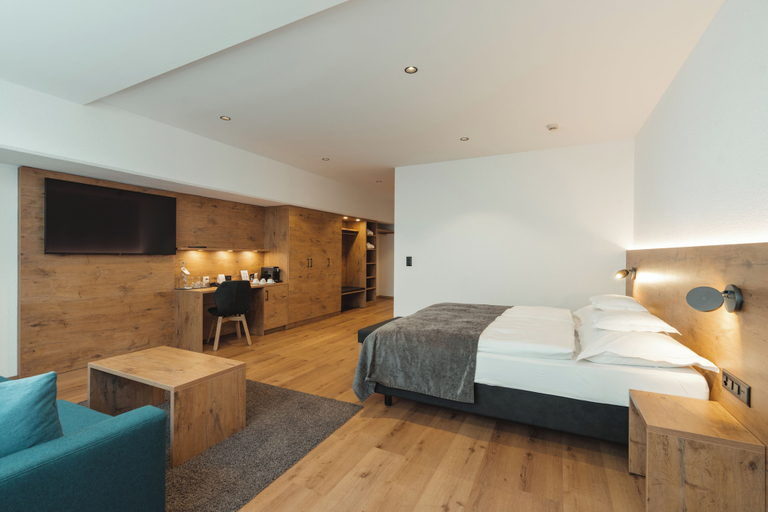 Bedroom 3, Zermatt Budget Rooms, Visp