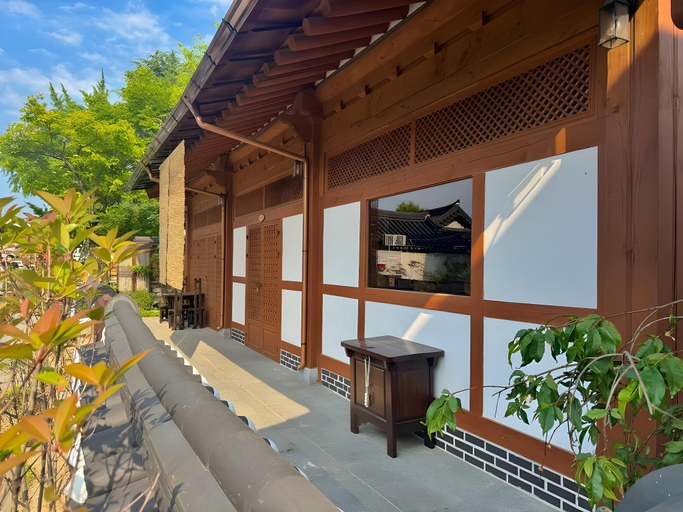 Others 2, Jeonju Hanok Stay Iwol, Jeonju