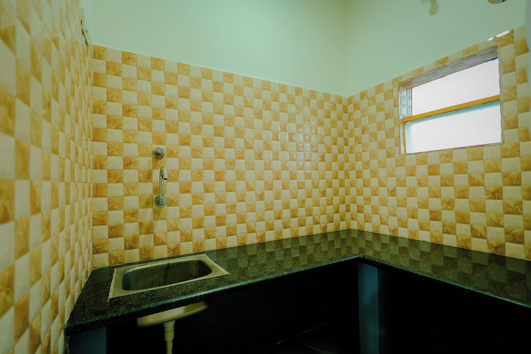 Bathroom 3, Utsav Club and Resort, Bangalore Rural