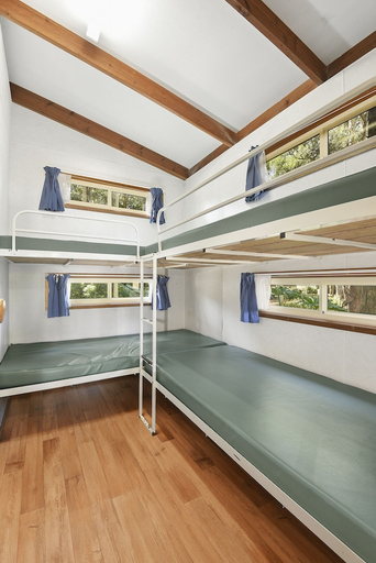 Bedroom 2, Flynns Beach Caravan Park, Port Macquarie-Hastings - Pt A