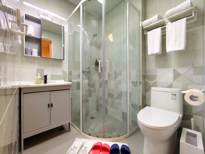 Bathroom 4, Shanghai World Union Service Apartment, Shanghai