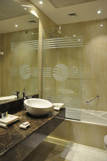 Bathroom 5, Fortune Park Hotel, Dubai