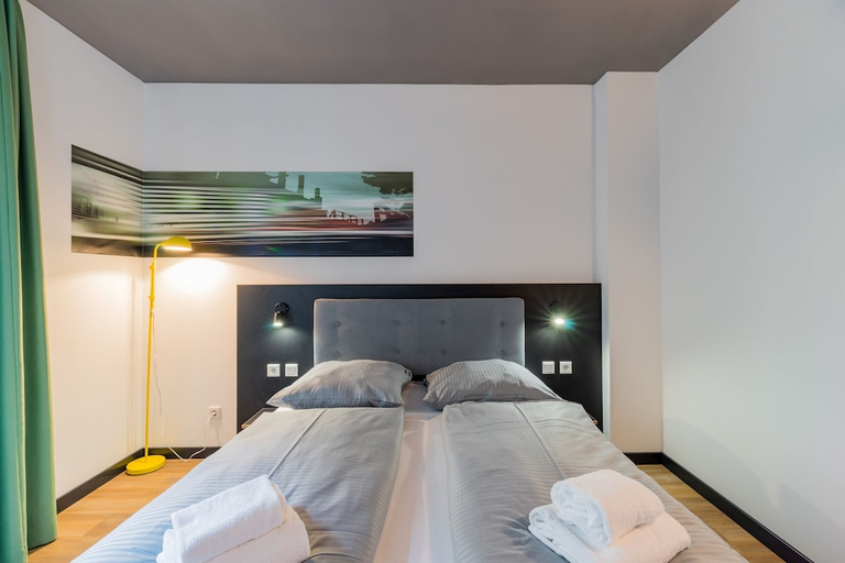 Bedroom 4, Homaris Kreuzberg 61, Berlin