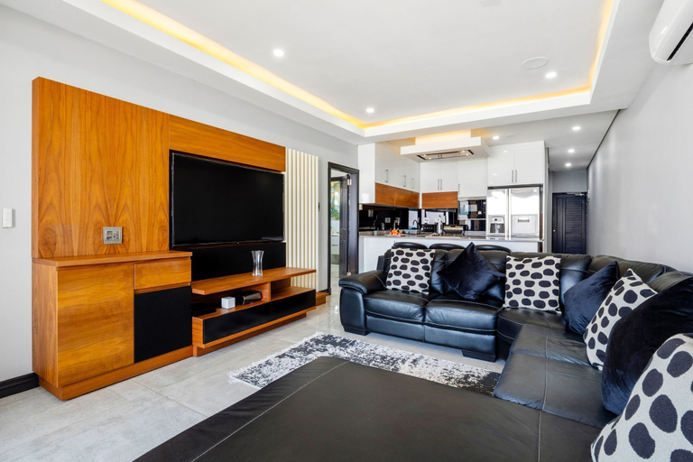 Interior 5, Sairia House, eThekwini