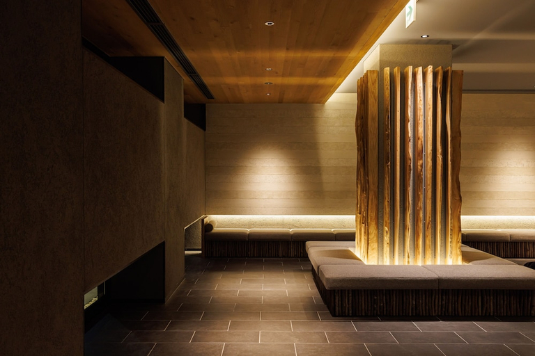 Public Area 3, ARATASHI MINAKAMI, Minakami
