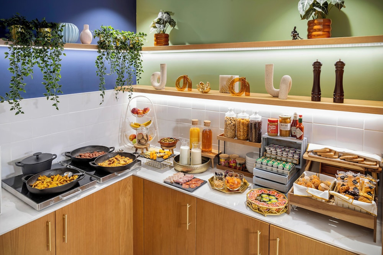 Food & Drinks 4, Aerotel Madrid Airport - Terminal 4, Madrid