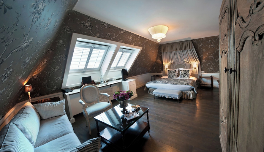 Bedroom 2, The Pand Hotel, West-Vlaanderen