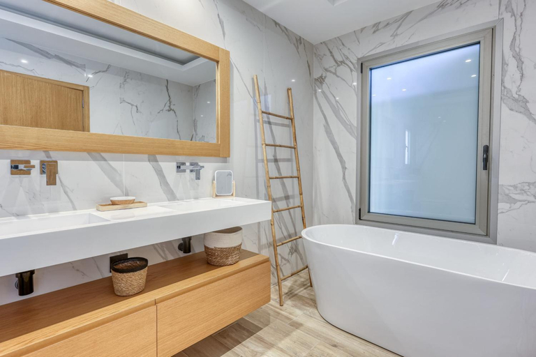 Bathroom 5, Villa Pomme d'Amour - Welkeys, Var