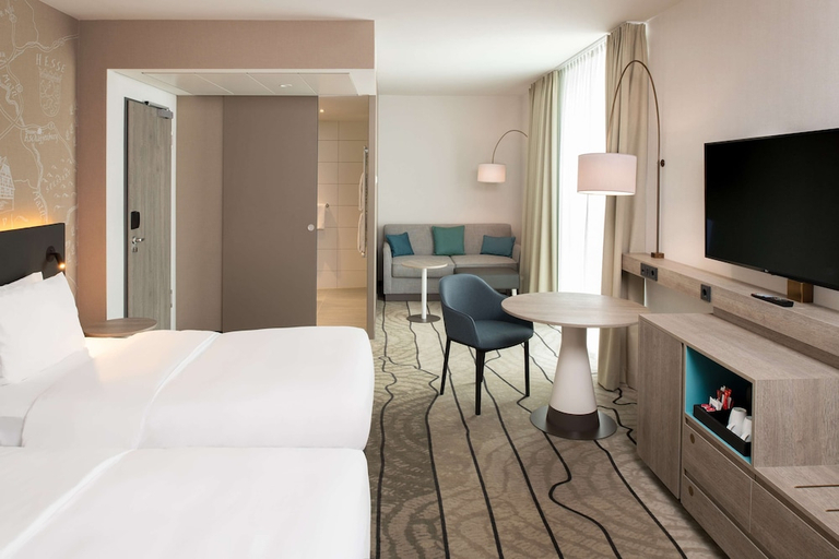 Bedroom 2, Hyatt Place Frankfurt Airport, Frankfurt am Main