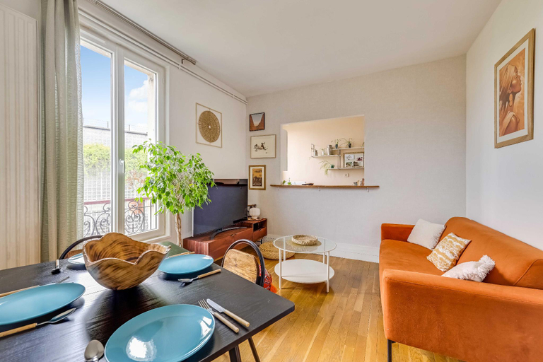 4, Charming Apartment 2BR/4P - Saint-Denis, Seine-Saint-Denis