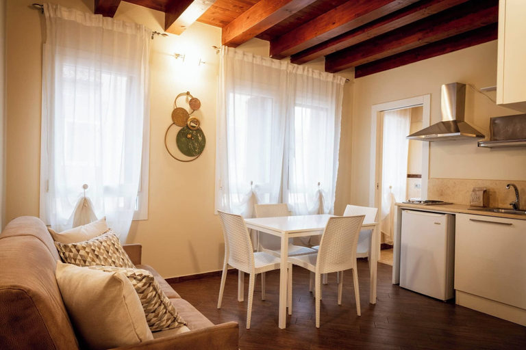 Living area 4, Piccola Venezia Room, Venezia