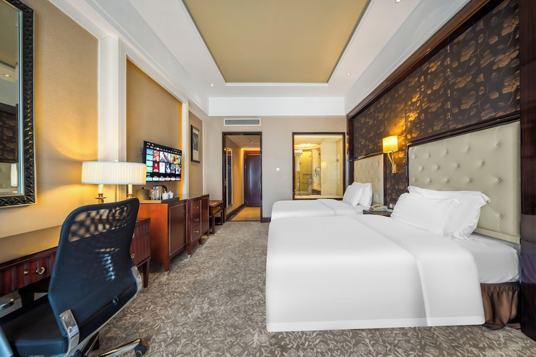 Bedroom 3, Wyndham Grand Plaza Royale Palace Chengdu, Chengdu