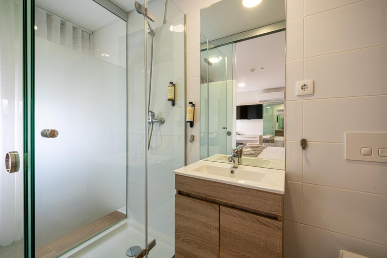 Bathroom 4, Central Suites 3, São João da Madeira
