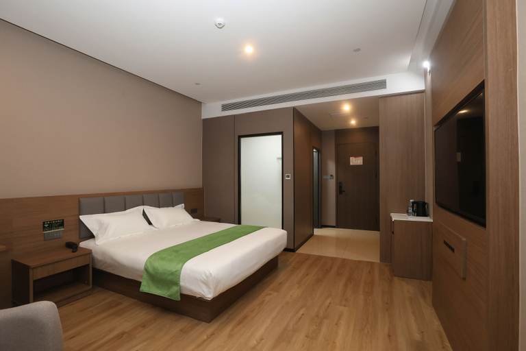 78b08383-6a33-4898-aa66-905dcf30690c.jpg, Five Star Bay Hotel, Changji Hui