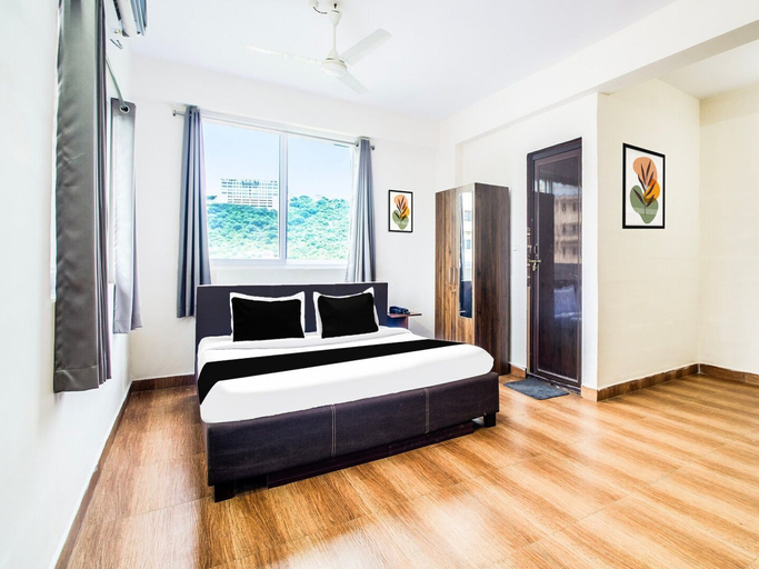 Room 5, Deluxe Vizag IT Park Rushikonda, Visakhapatnam