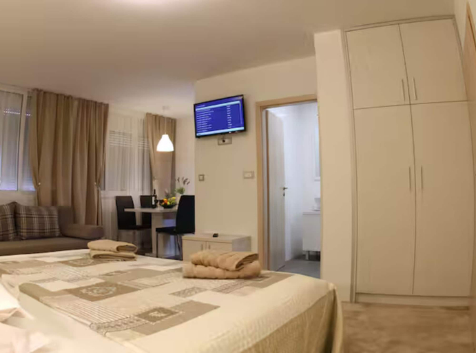Others 2, Miracle Apartments Split, Split