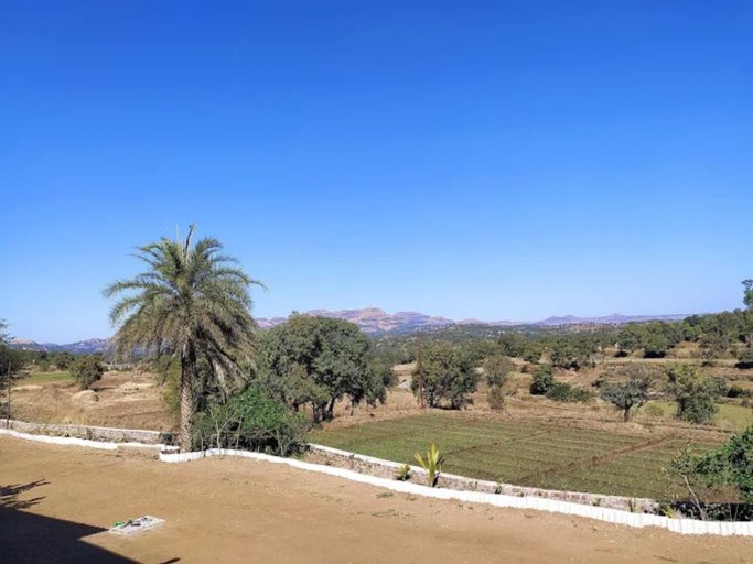 2, Hotel Vasantsut, Ahmadnagar