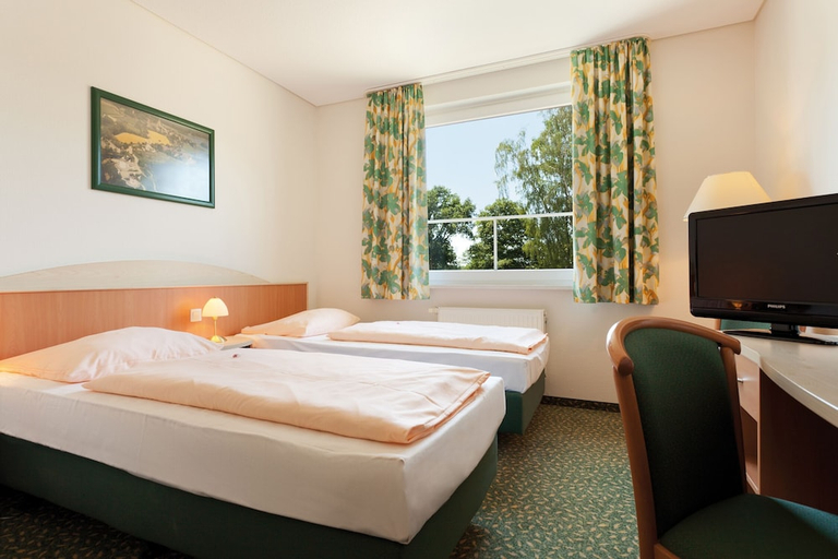Bedroom 4, Morada Hotel Isetal, Gifhorn