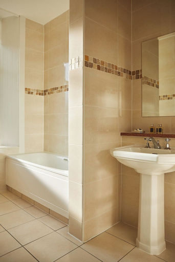 Bathroom 4, Marine North Berwick, East Lothian