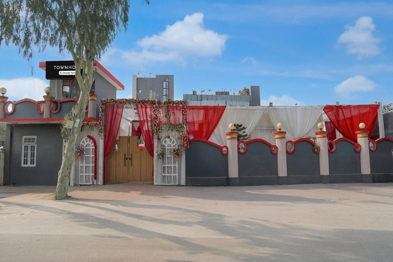 Primary image