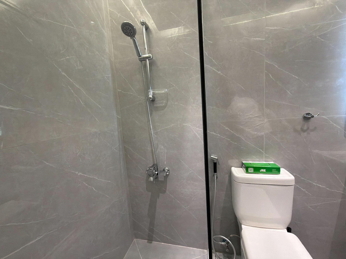 Bathroom 4, 102 JRE apartment with stunning boulevard veiw, Wadi Essier