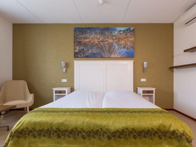 Bedroom 4, Hotel Room, Arcen en Velden