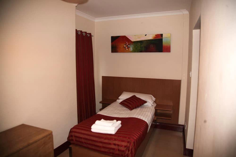 Bedroom 2, Grove Apartments, London
