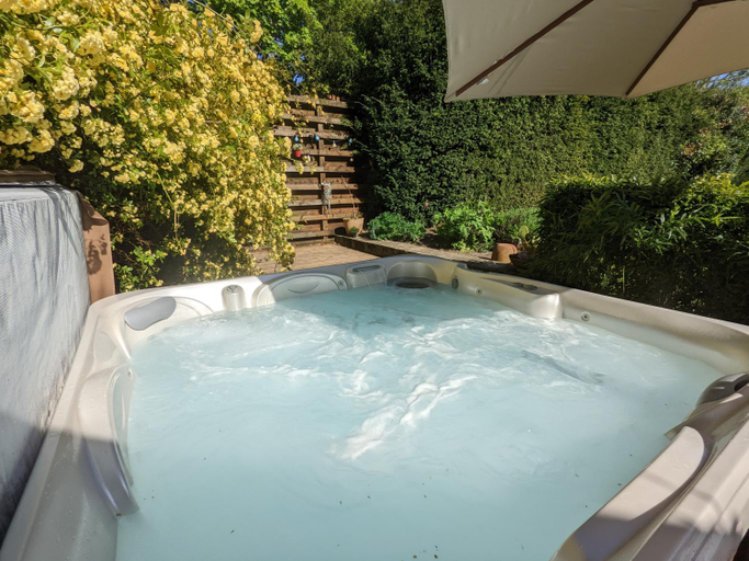 Sport & Beauty 2, The Lawns House, Norfolk