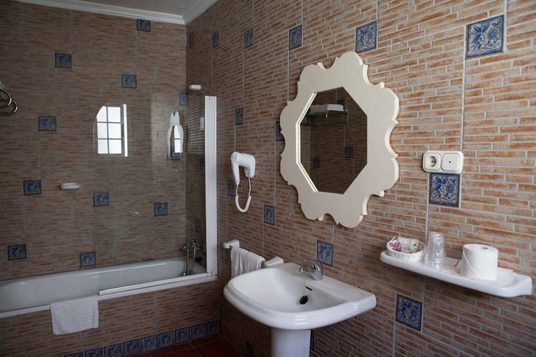 Bathroom 4, Polo, Málaga