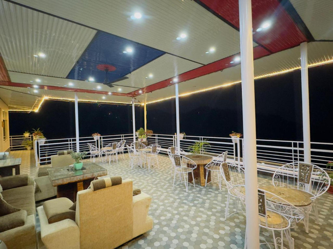 Restaurant 4, Paradise Inn Dharmsala, Kangra
