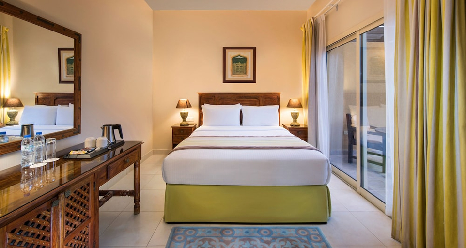 Guestroom 2, Al Hamra Village Hotel, Ras Al Khaimah