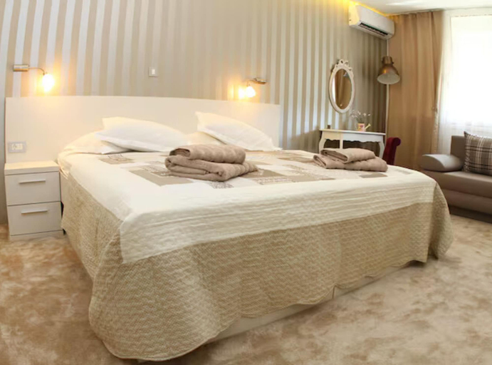 Others 3, Miracle Apartments Split, Split