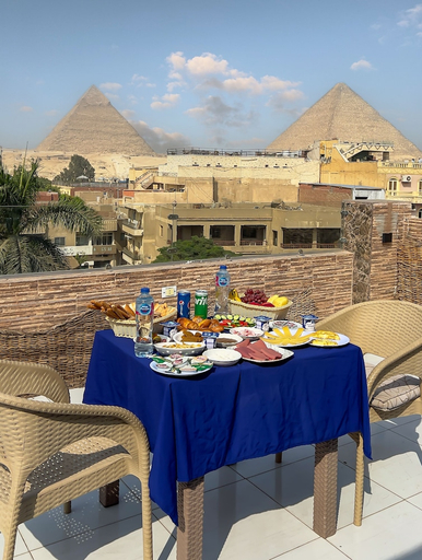 Food & Drinks 3, Makadi Pyramids View, Al-Ahram