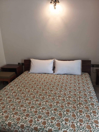 Room 3, The Annexe of Raman Niwas, Varanasi