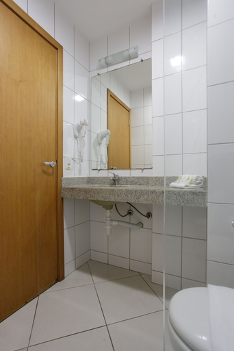 Bathroom 4, Interclass Florianópolis, Florianopolis