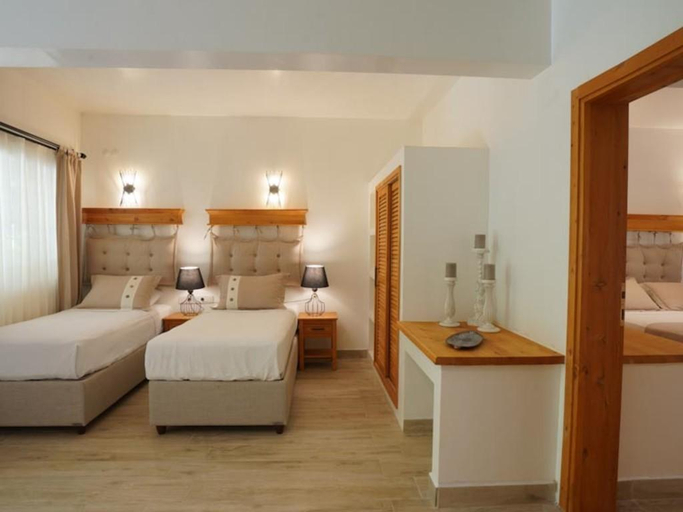 Bedroom 3, Dirik Surf Beach Club Hotel, Datça