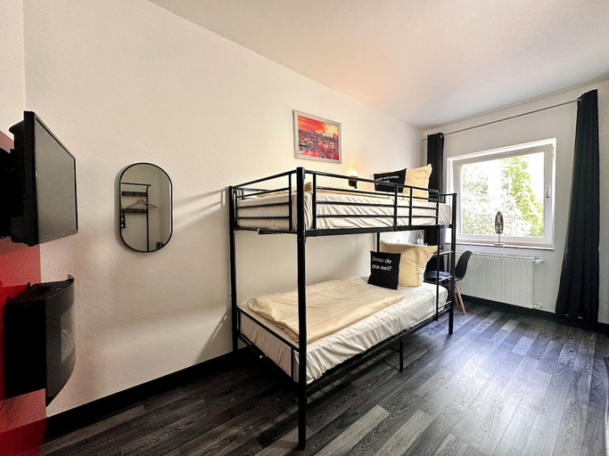 Bedroom 5, Hotel Alt Deutz, Köln