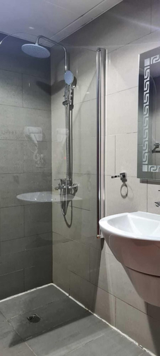 Bathroom 4, Raha Grand Hotel, Dubai