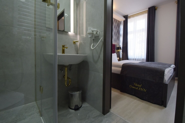 Bedroom 5, Hotel Grand Inn Berlin Weißensee, Berlin