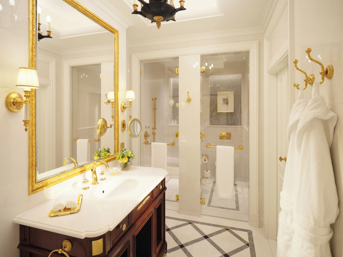 Bathroom 4, The Ritz London, London