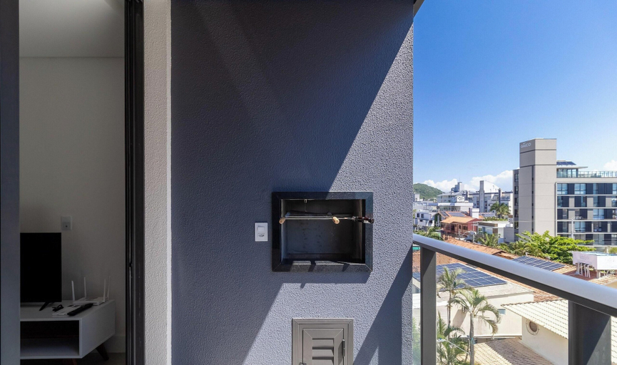 Property grounds 5, Balcony With sea View 230m From the Beach! Prb0405, Florianopolis