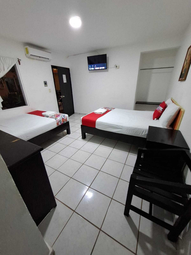 Room 5, Hotel México, Othón P. Blanco